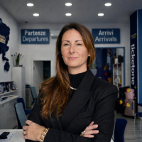 VALENTINA-team-uniform-800